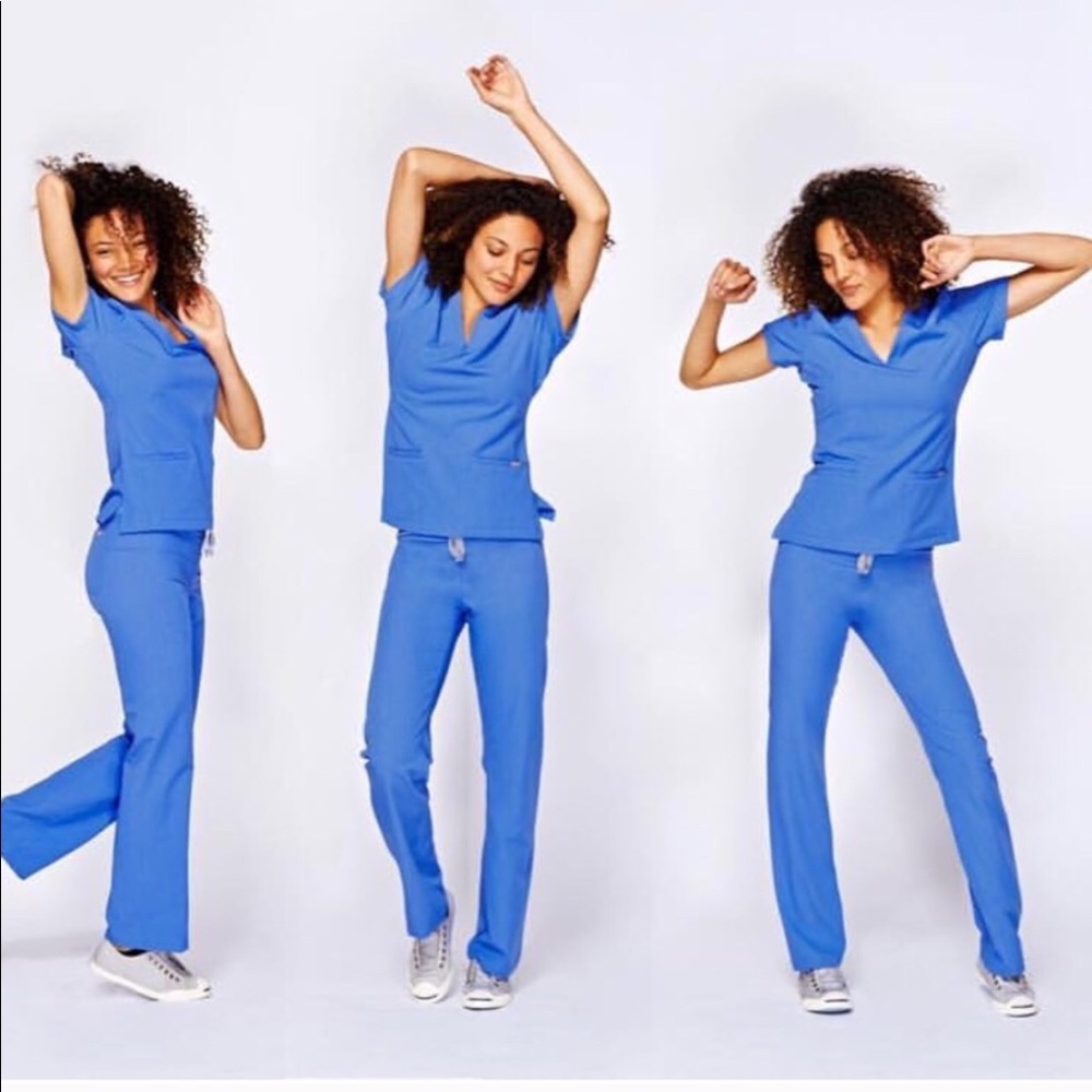 ISO: FIGS Scrubs, Size XSmall or Small
